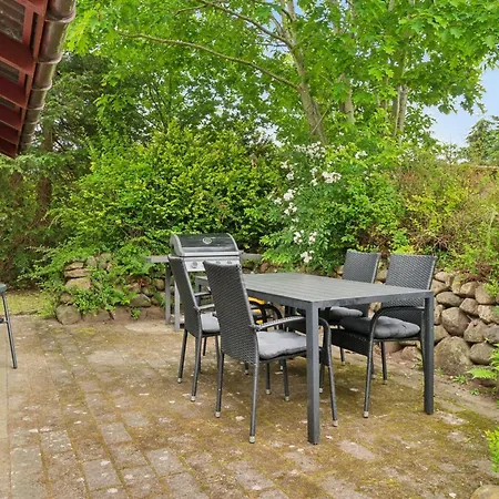 Сasa de vacaciones Merita - 1-1km From The Sea By Interhome